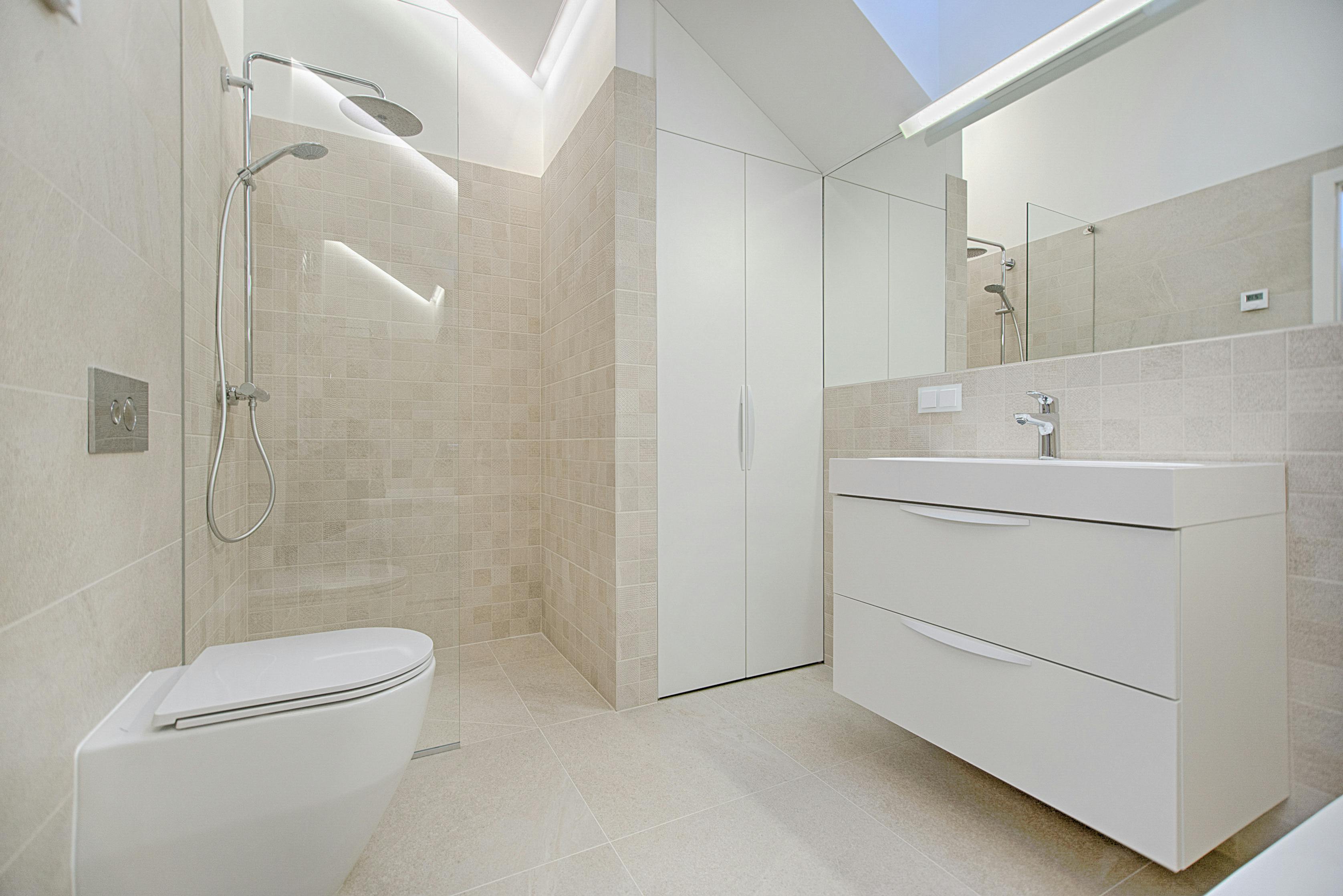 Douche italienne moderne